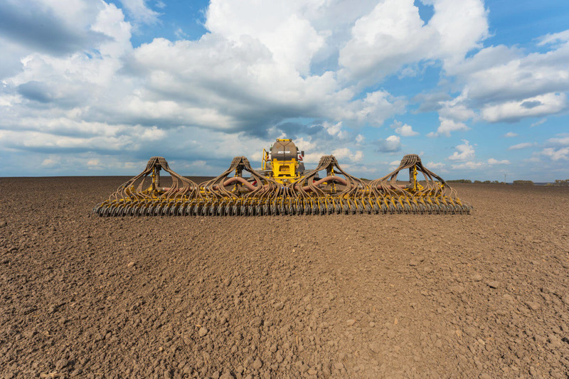 Широкозахватна сівалка BEDNAR EFECTA CE