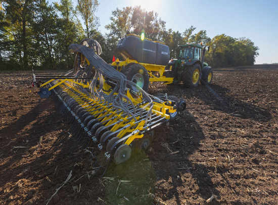 Зернова сівалка Bednar CORSA CN