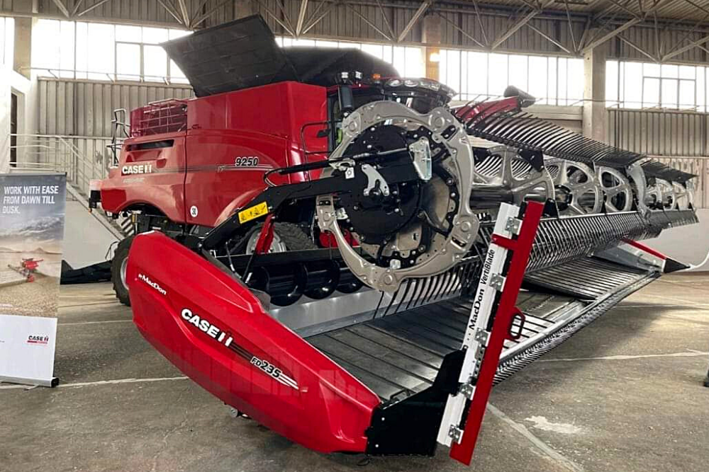 Жниварка зернова MacDon FD2