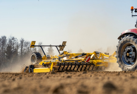 Farmers choose SWIFTER: High-quality pre-sowing treatment without overspending