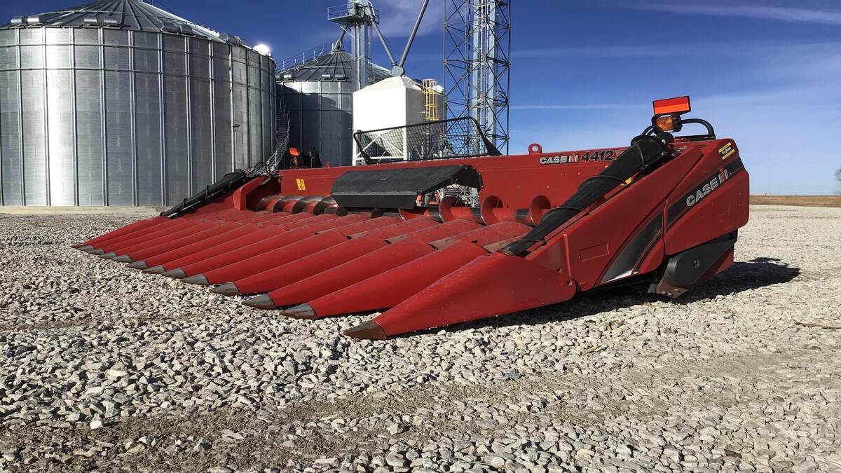 Жниварка для збирання кукурудзи Case IH 4412