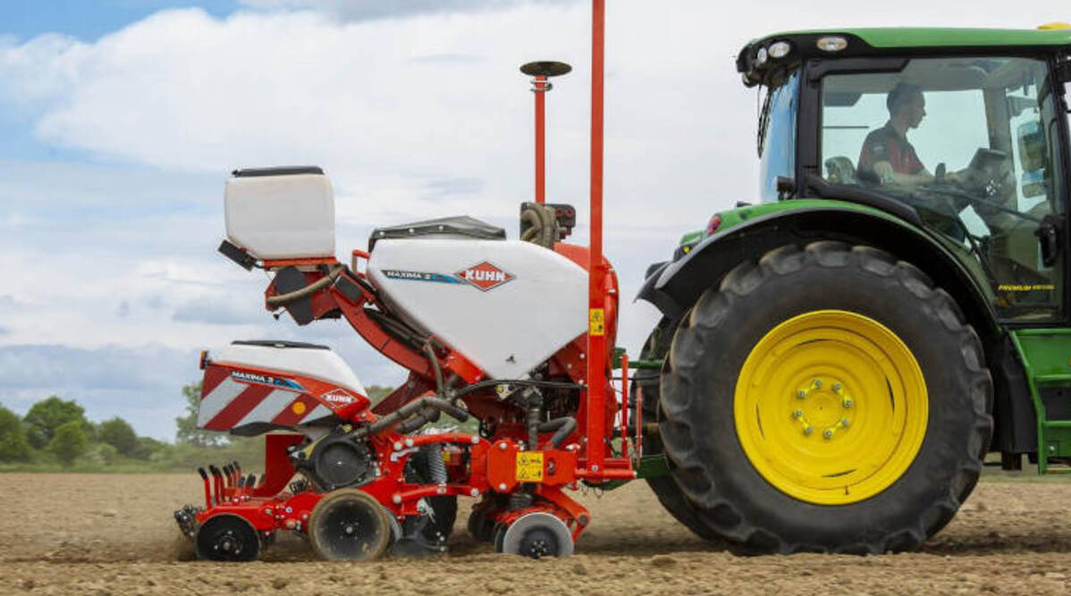 Сівалка точного висіву пневматична KUHN MAXIMA 3 TRM E