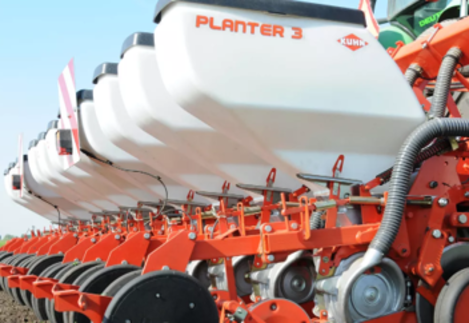 When it is calm for sowing: FG "Viorika" starts the third season with KUHN Planter Select