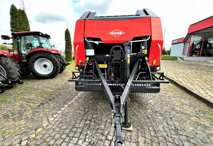 Five out of five: how Ukrainian farmers rated the KUHN VB 3155 round baler