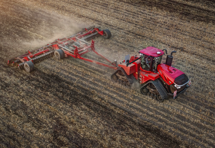 Optimal working speeds, increased productivity and work efficiency: the new CASE IH quadtrac 715