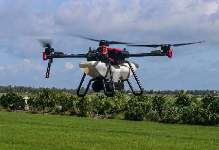 A revolution in the sky: TAYTEN MACHINERY presents the most powerful agrodrone XAG P100 PRO