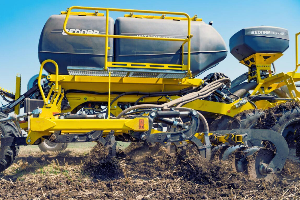 Сівалка для смугового посіву MATADOR MO